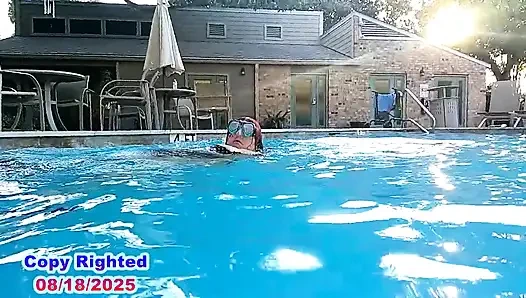 Wet Wild Fun in the Sun Full Video