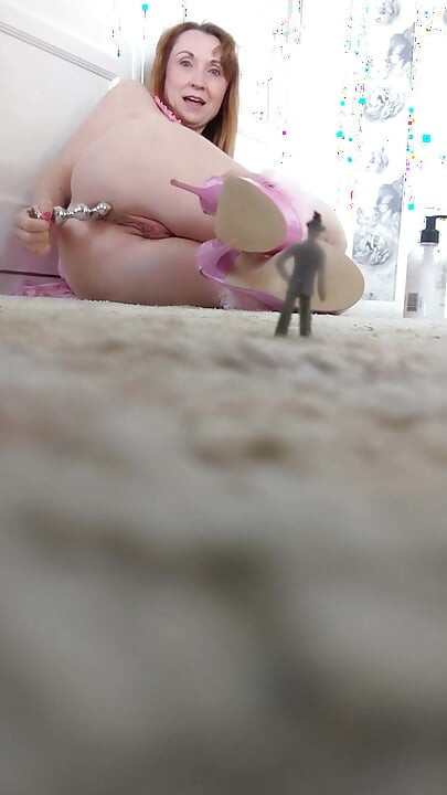 LILY KINKS GIANTESS TINY MAN TOY COMPILATION