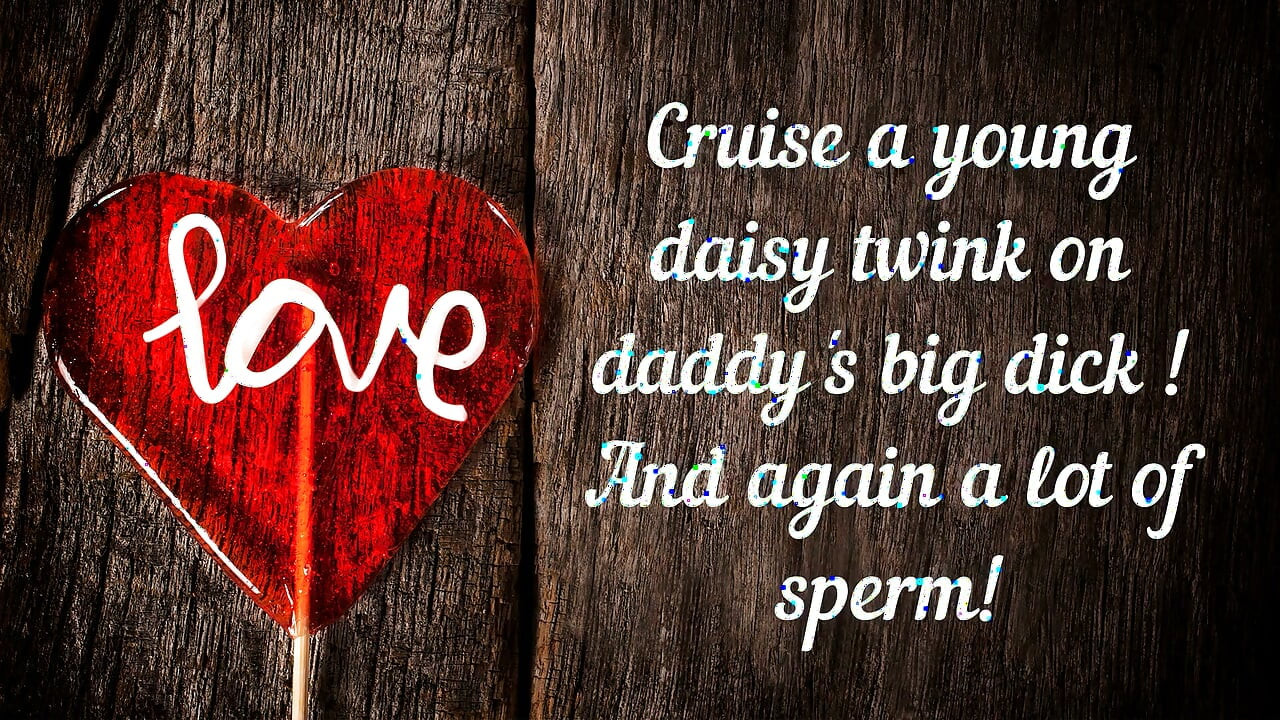 Vaar een jonge Daisy twink op papa's grote lul! Veel sperma!