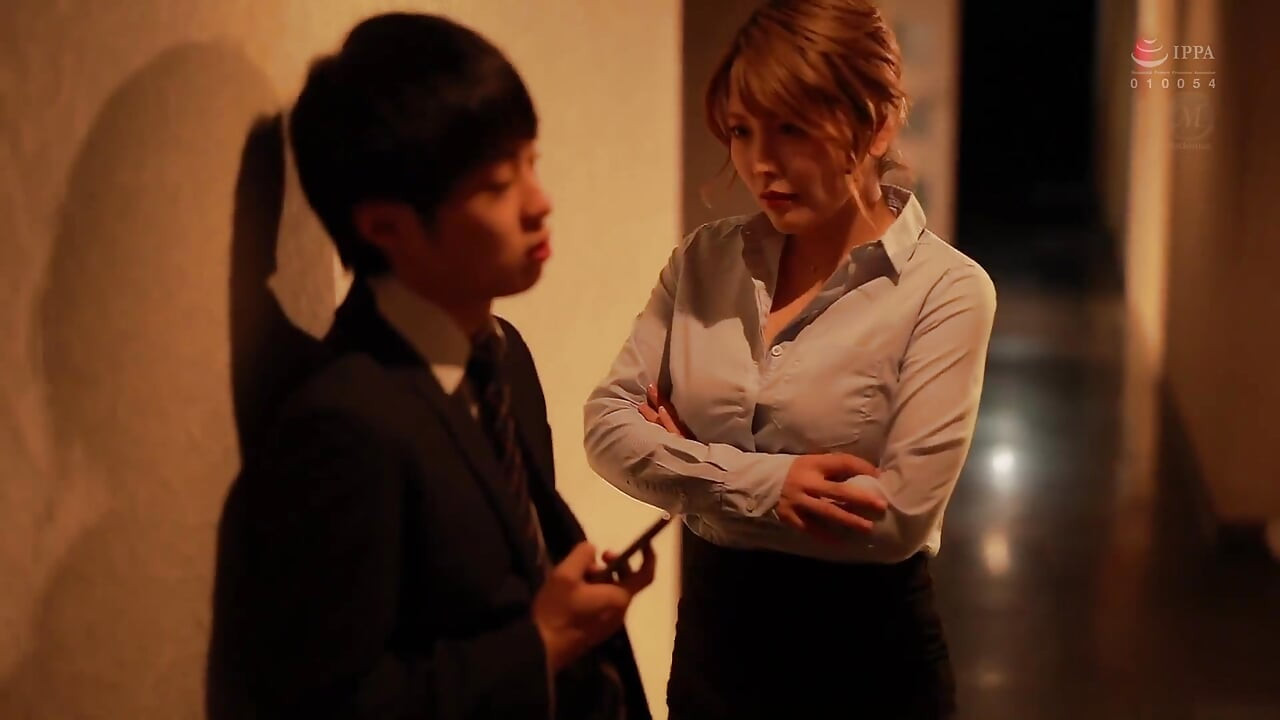 You're My Obedient Virgin Pet, Beautiful Female Boss Tamed You as a Convenient Toy, Part 3