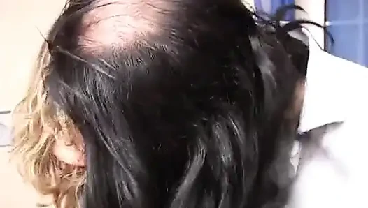 Look how my wife is a bitch!