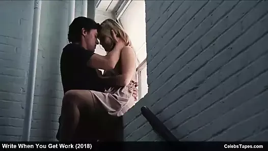 Rachel Keller et Emily Mortimer, vidéo seins nus et lingerie