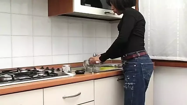 The Real Lesbians #6 - Part 01