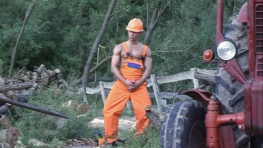 I Am a Young Jock Who Gets DP by Two Hung Muscle Studs in an