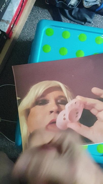 Cum Tribute - Christinauksissy