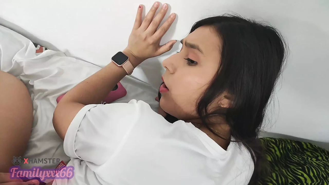 给我热辣的继女肛交