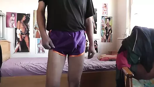 Seksi geile purpurshorts