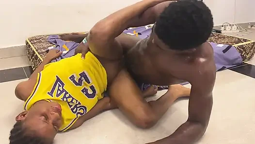 Geiler Typ Spreizte Meine Muschi Und Fickte Mich, Wie Er Wollte