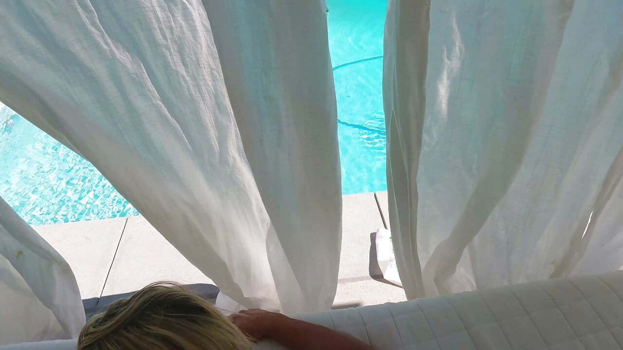 Muscle Mommy Denise Anders Getting Fucked By Swimming Pool