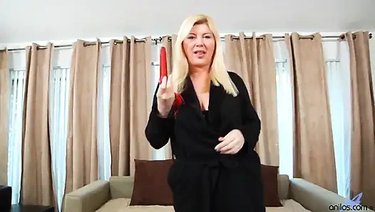 Радость с игрушкой