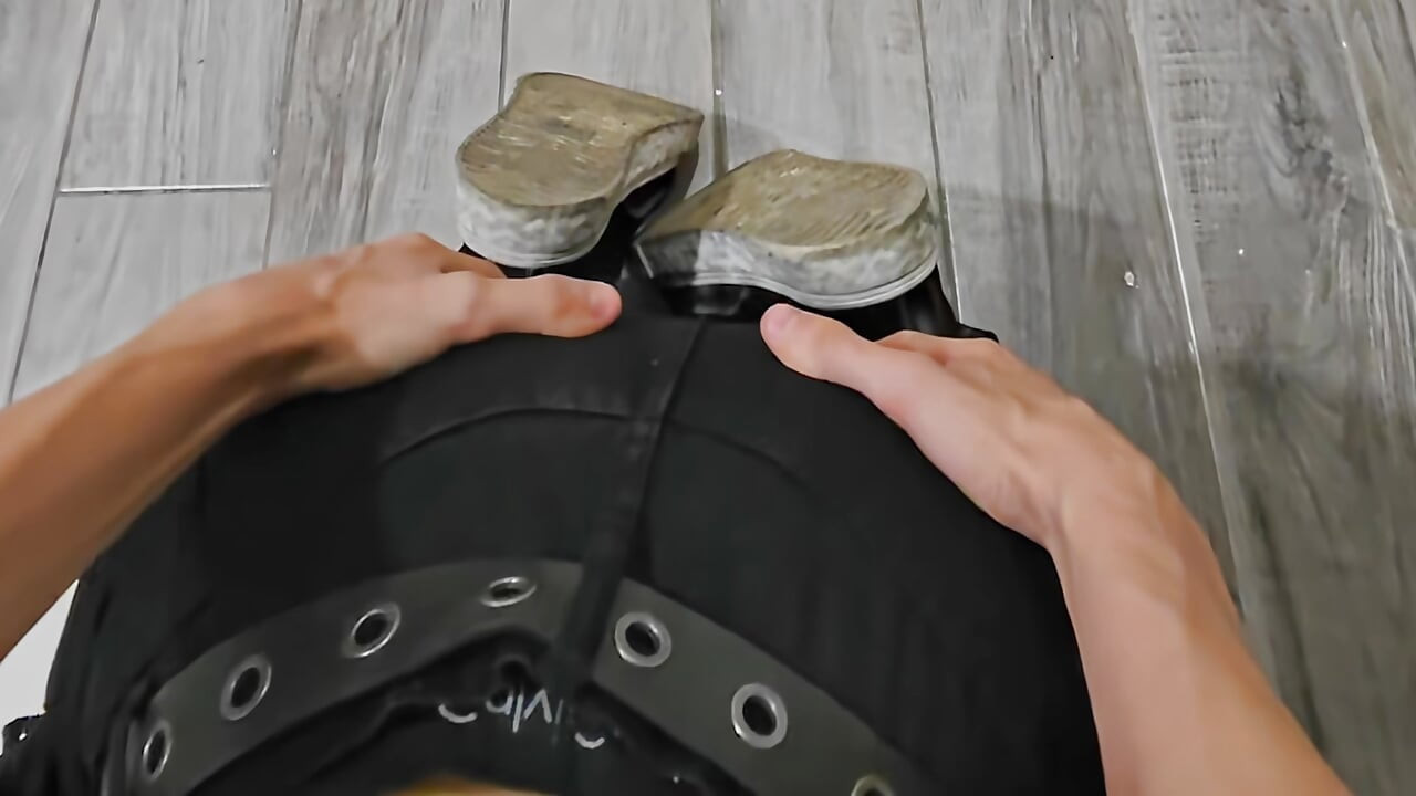 We Met at the Club, Went to My Place and He Swallowed My Big Dick