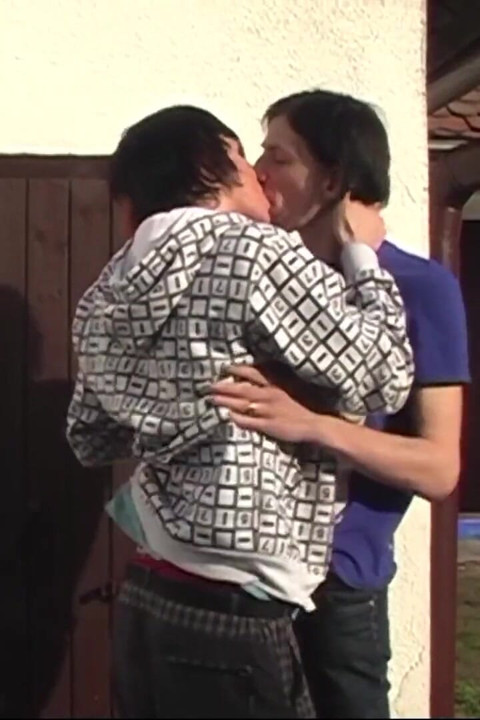 Chilling outside, fucking my horny cunt, but caught