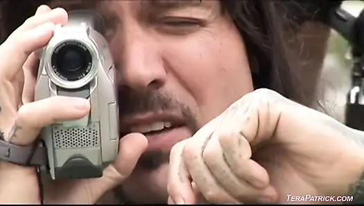 Teri Weigel nimmt junge schwänze in einem guten dreier