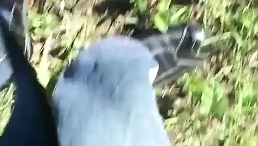 Boneka pirang di anal