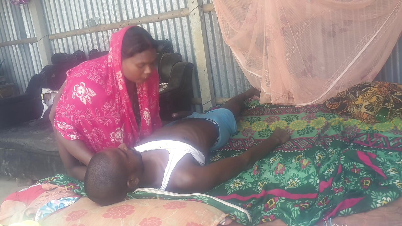 Desi devar bhabhi sex fouking big Ass