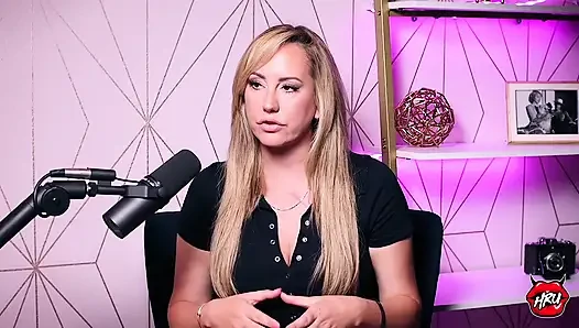 Brett Rossi: das Comeback, das Chaos und was wirklich mit Charlie Sheen passiert ist