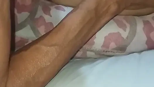 Memek be basahku yang cantik.bahwa istriku dia dipuasin