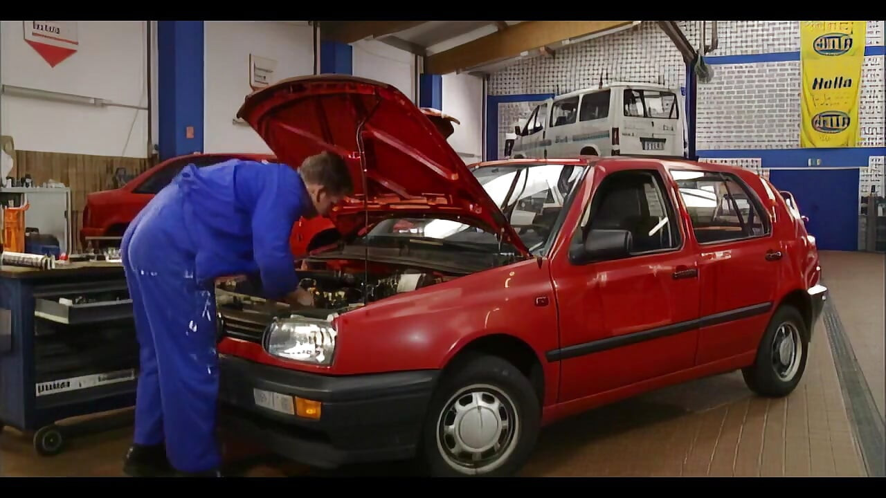 Fără bani!! Fetele trebuie să plătească cu gura