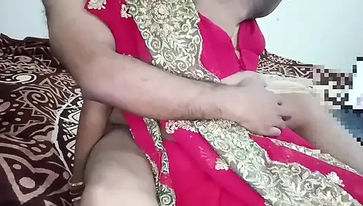 Beautiful bhabh cool band kamre mein Gori bana Kar choda