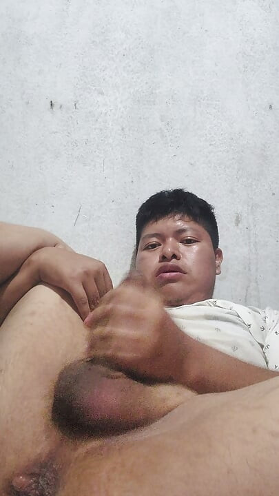 Hot ass in the room and hot penis