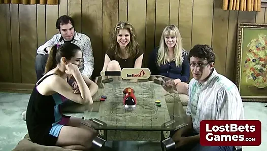 Prepare yourself for a wild and hot Strip Noname game