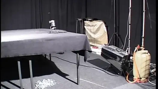 Alman Kapılarının Arkasında Özenle Siktir Edilir - Tam Film