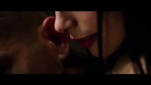 Deadpool - amarrando a cinta na cena de sexo