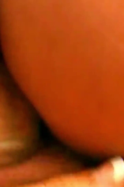 Trans prijatelji se jebu na krevetu