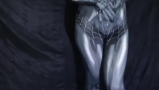 Трахаю косплеера человека-паука, пока она не кончит, ее киска такая мокрая, последнее вирусное индонезийское порно