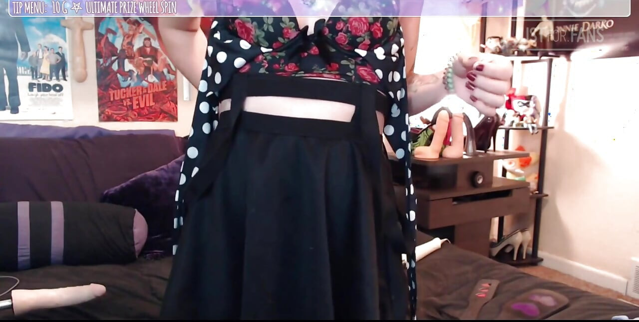 Live Show She Like 'em Big
