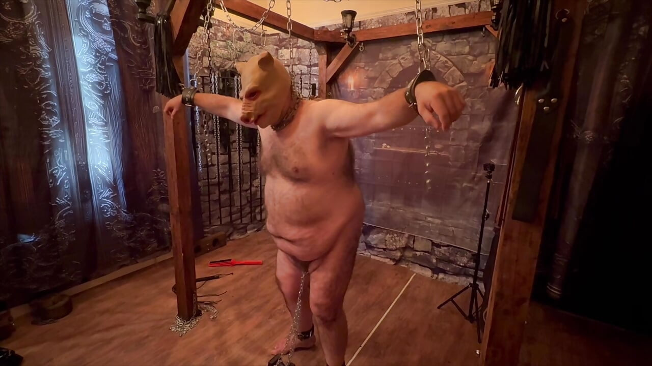 Sista delen av Domina Satana & Satana Piggy sensuell lek