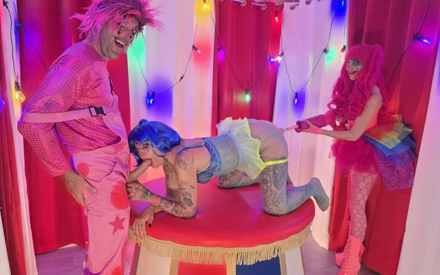 Blazy Kitsune Meets the Pink Cock Crazed Clowns