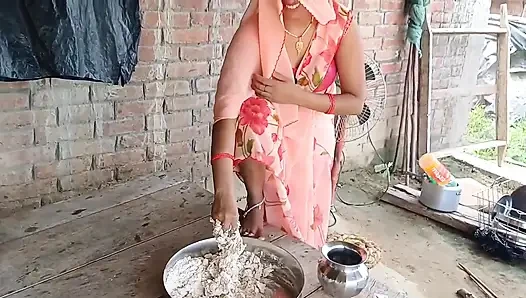 Apne he stepsister ki friend ko virgin pussy fuck kiya or pussy ros nikal kar jiv se chata,gud ki ros pilaya.. a