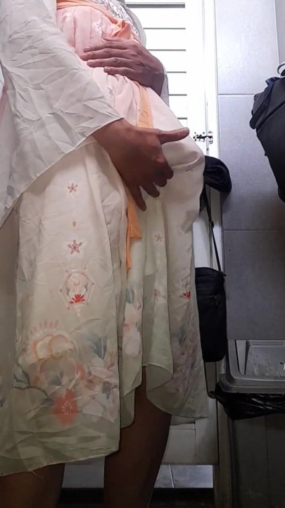 かわいい中国漢服を着た女装者射精 |クリップ1