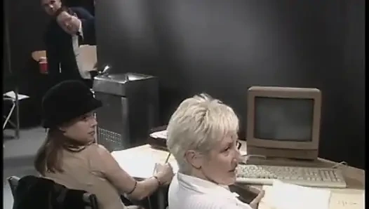 Lucky stud gets a blow job from his horny secretary