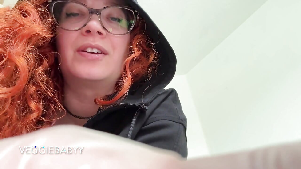 Gloved - madura serial executrix tem você em seu pov