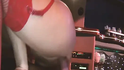 Babes Sex Mission Scene-4_trio of Horny Brunette and Blonde Having Sex Together in the Limousine