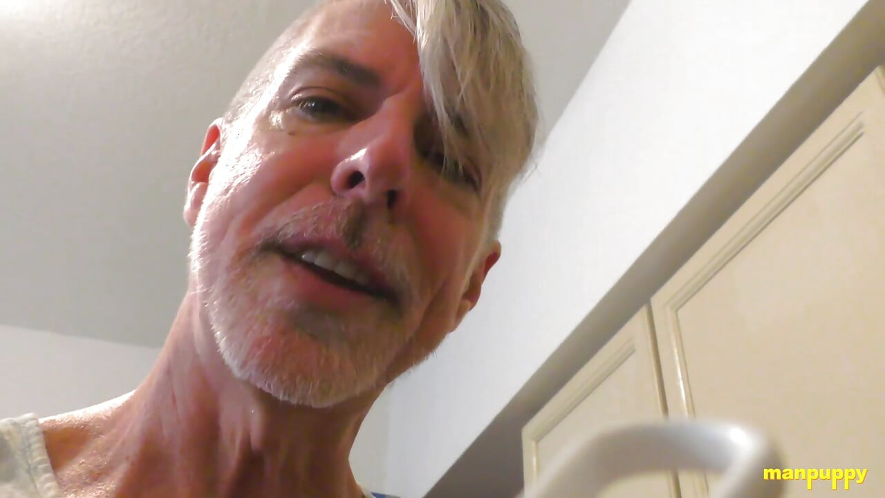 ManPuppy Richard Lennox Humiliates His Tiny Stepson With a Gross Smoothie