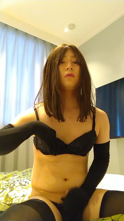 Japanese crossdresses masturbate | Clip 1