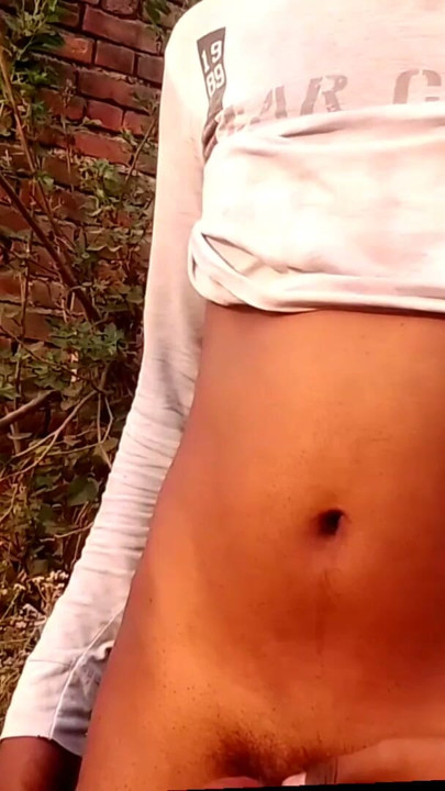 HINTLI GENÇ OĞLAN ORMANDA BOŞALıYOR | Klip 1