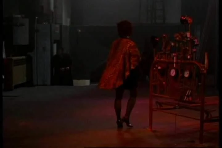 Jennifer Tilly Legs