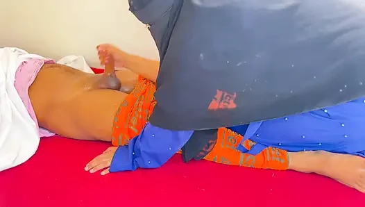 Burqa uyandırmalı tesettürlü ve peçeli ve üvey oğlunun yarak masturu... Ondan sikişmek için ateşli olsun - büyük göt ve amcık sikişi