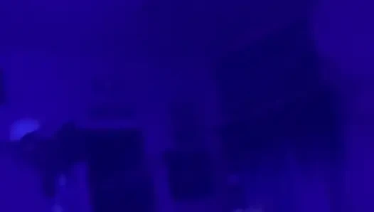 Zoey Portland bekommt großen schwanz hinten im club