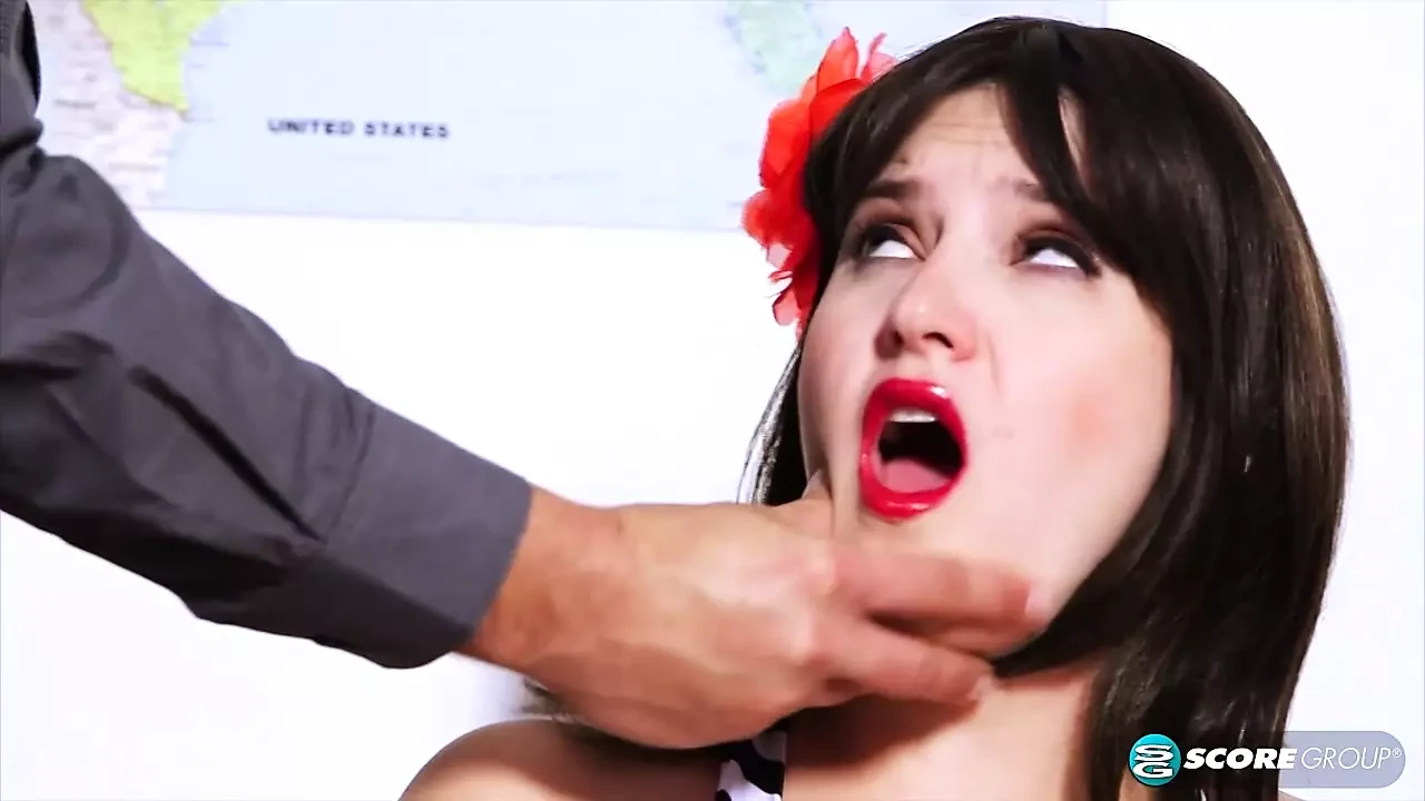 A Private Dick for a Busty Mobster's Moll