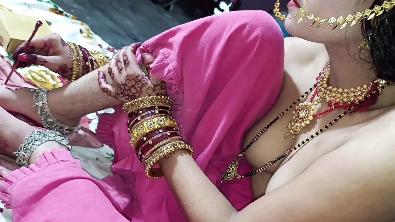 Suhagraat - 印度新婚夫妇蜜月的第一晚 -话