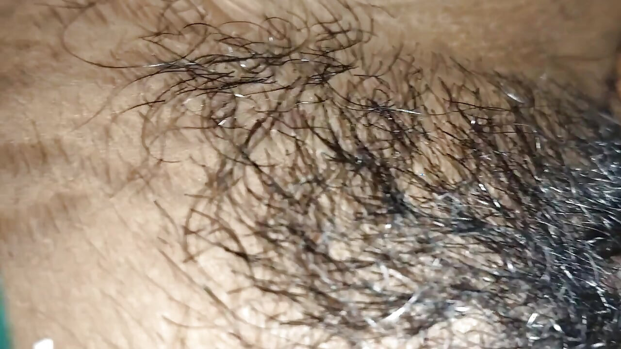 Hitul fundului lui Desi Bhabhi în hindi