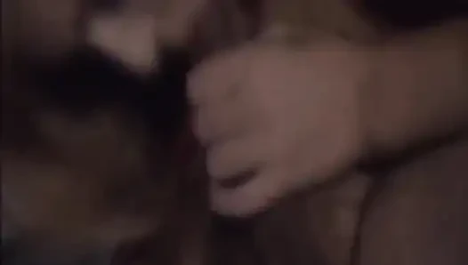 Blonde deutsche mit dickem arsch bekommt anal in retro FFM Alterslücken-szene