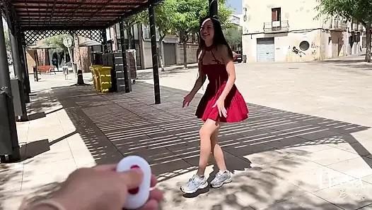 Aşırı halka açık titreşimler - tren - açık havada - oyuncak