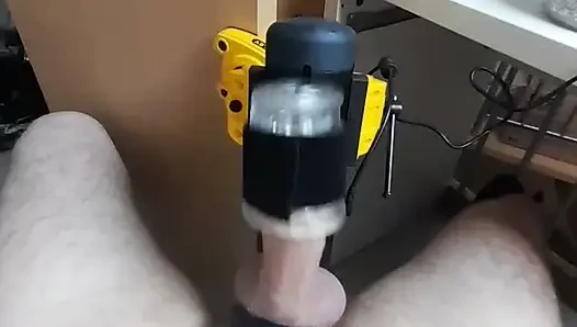 Becerikli yabancılar tarafından kontrol ediliyor
