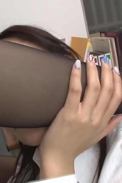 Leg Lickers at Office - Secret Fun Featuring Chie Aoi & Shizuku Hatano